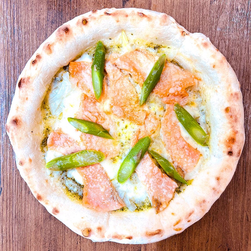 スモークサーモンとアスパラガス